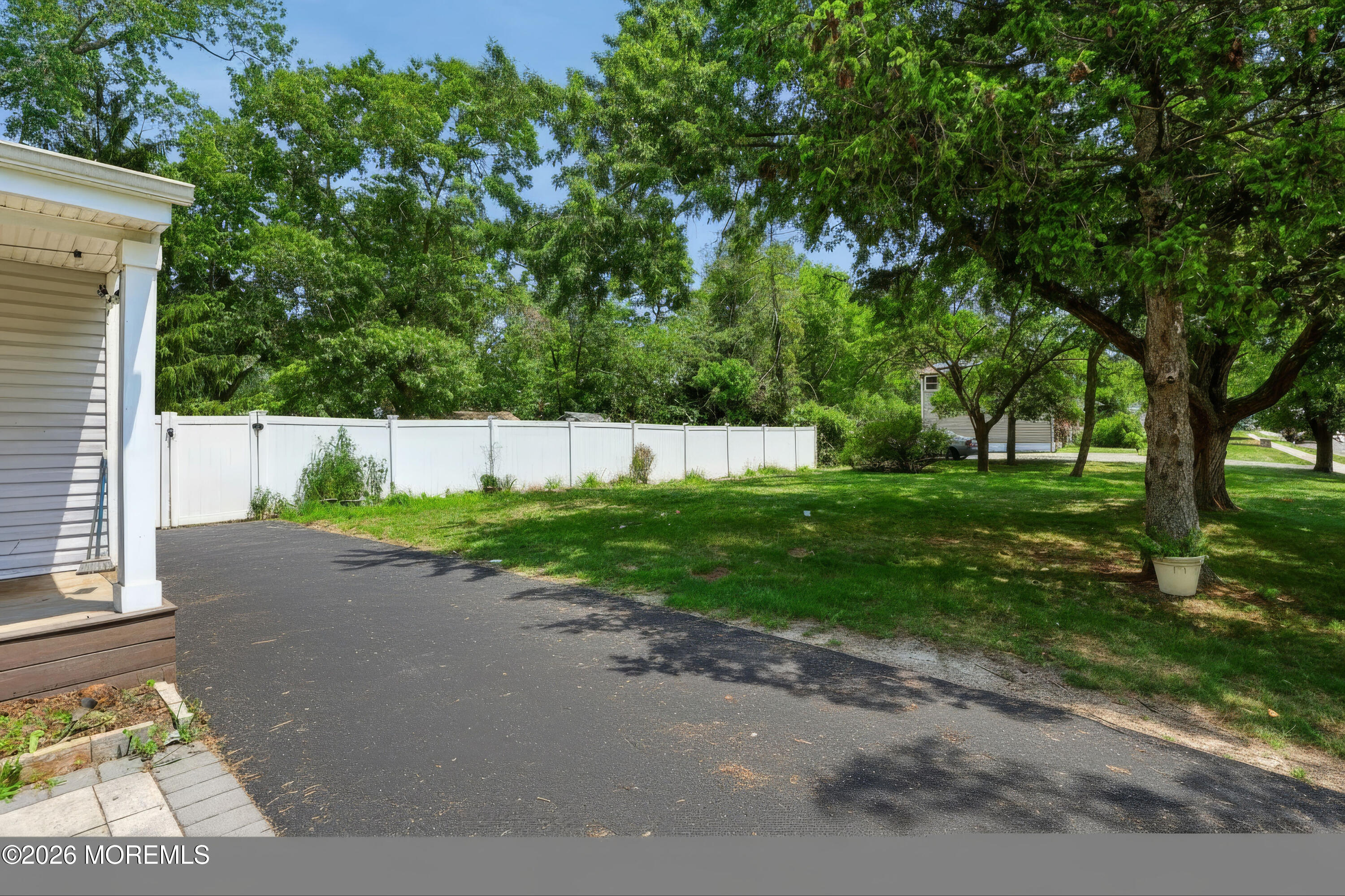33 Alan Terrace Howell NJ 07731