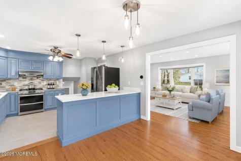 35 Redwood Drive Toms River NJ 08753