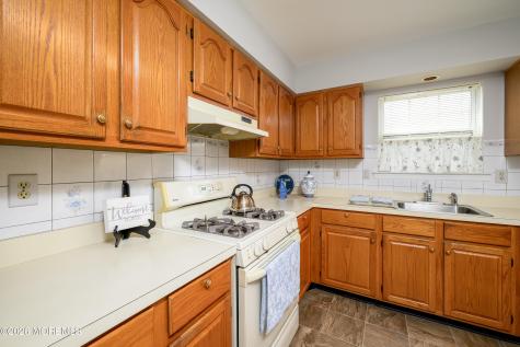 13 Kendal Drive Toms River NJ 08757