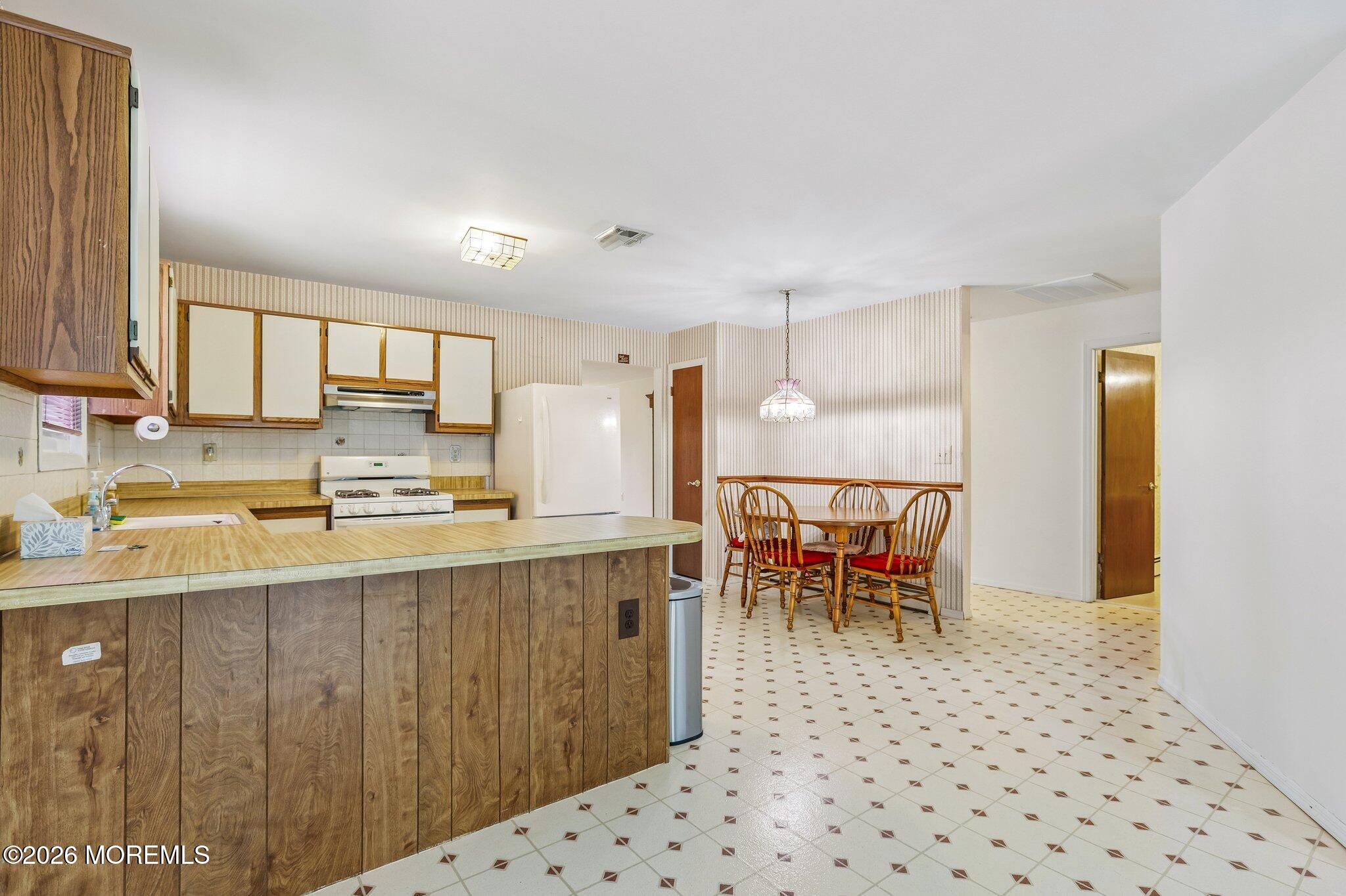 28 W Kinkora Court W Toms River NJ 08757