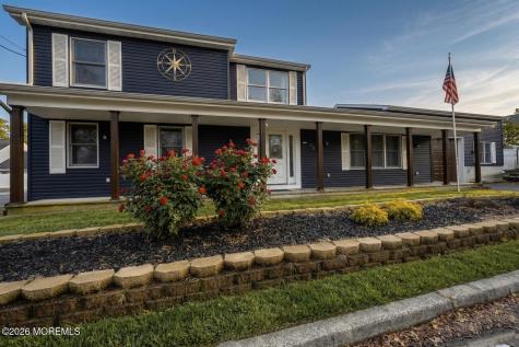 28 Duchess Avenue Middletown NJ 07748