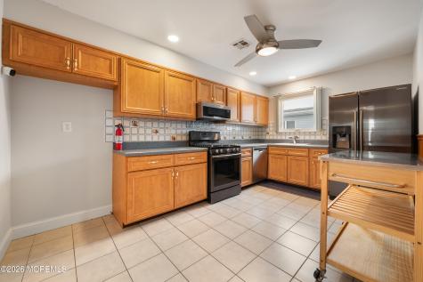 20 Camrose Street Toms River NJ 08757