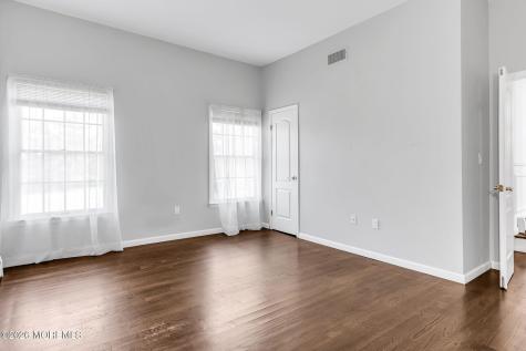 10 Ivy Lane Manalapan NJ 07726