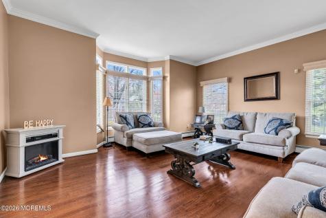 10 Ivy Lane Manalapan NJ 07726