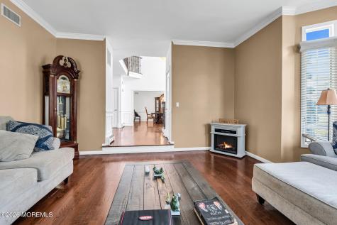 10 Ivy Lane Manalapan NJ 07726