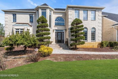10 Ivy Lane Manalapan NJ 07726