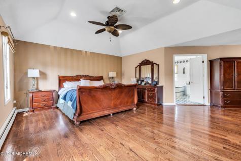 10 Ivy Lane Manalapan NJ 07726