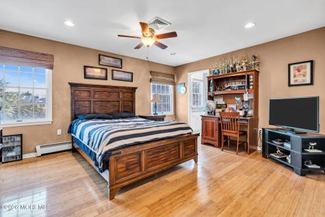 10 Ivy Lane Manalapan NJ 07726