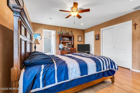 10 Ivy Lane Manalapan NJ 07726