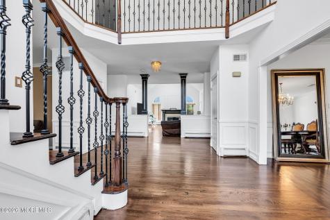 10 Ivy Lane Manalapan NJ 07726