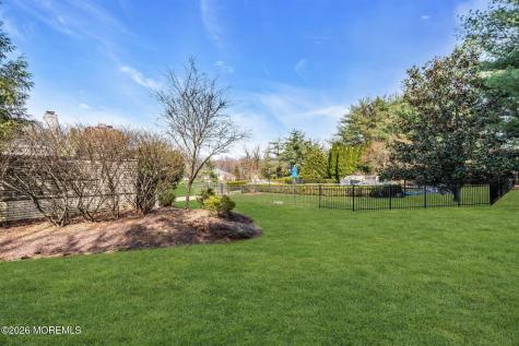 10 Ivy Lane Manalapan NJ 07726