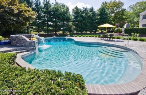 10 Ivy Lane Manalapan NJ 07726