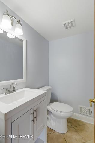 25 Orchard Court Howell NJ 07731