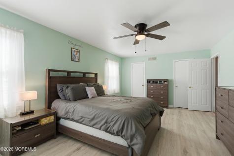 25 Orchard Court Howell NJ 07731