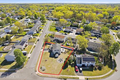 25 Orchard Court Howell NJ 07731