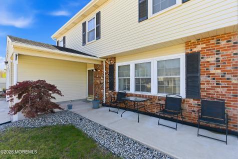 25 Orchard Court Howell NJ 07731