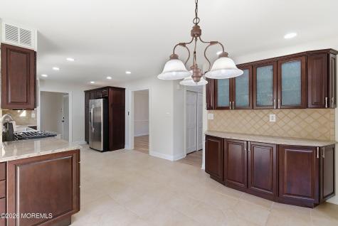 7 Shire Way Middletown NJ 07748