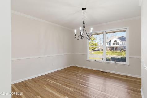 7 Shire Way Middletown NJ 07748