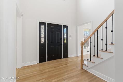 7 Shire Way Middletown NJ 07748