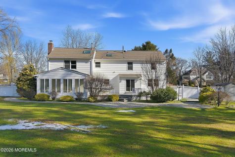 7 Shire Way Middletown NJ 07748