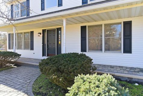 7 Shire Way Middletown NJ 07748