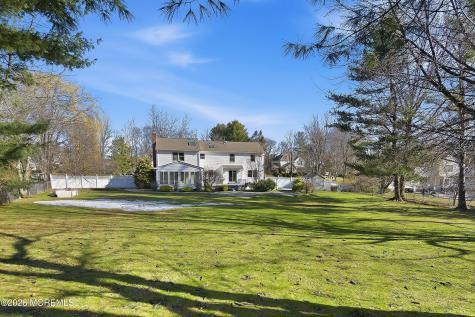 7 Shire Way Middletown NJ 07748