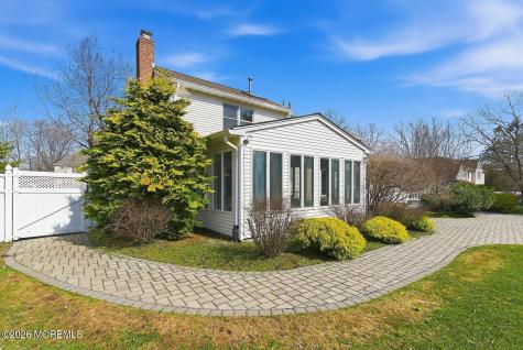 7 Shire Way Middletown NJ 07748