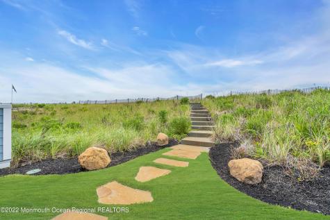 1063 Ocean Avenue Mantoloking NJ 08738