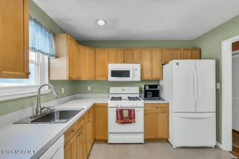 10 Lexington Road Howell NJ 07731