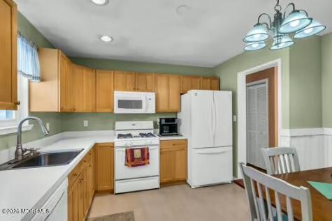 10 Lexington Road Howell NJ 07731