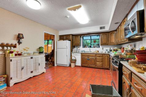 517 Hemlock Hill Drive Toms River NJ 08753