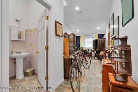 517 Hemlock Hill Drive Toms River NJ 08753