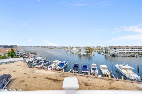 412 6th Avenue Ortley Beach NJ 08751