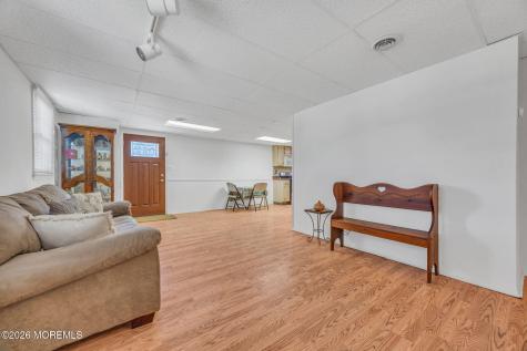 62 Warren Place Middletown NJ 07748