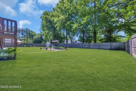 62 Warren Place Middletown NJ 07748
