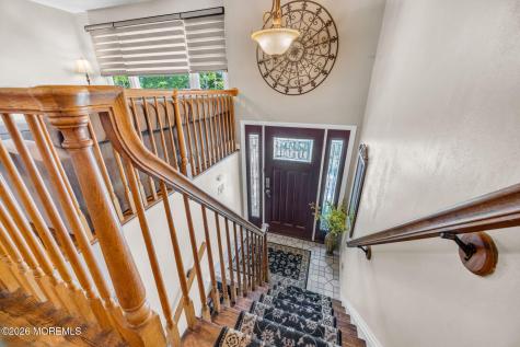 62 Warren Place Middletown NJ 07748
