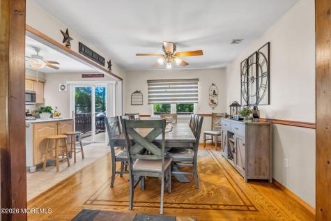 62 Warren Place Middletown NJ 07748