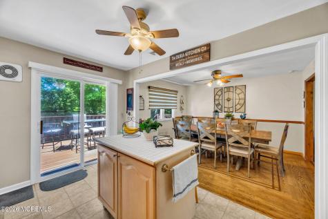 62 Warren Place Middletown NJ 07748