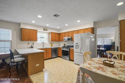14 Kendal Drive Toms River NJ 08757