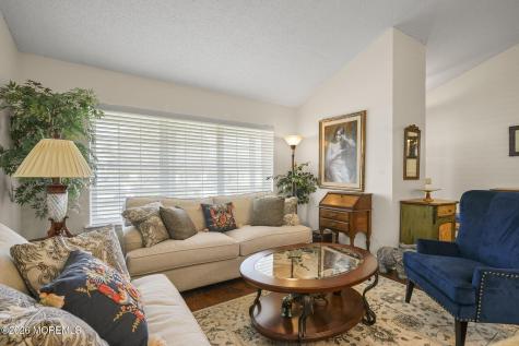 14 Kendal Drive Toms River NJ 08757