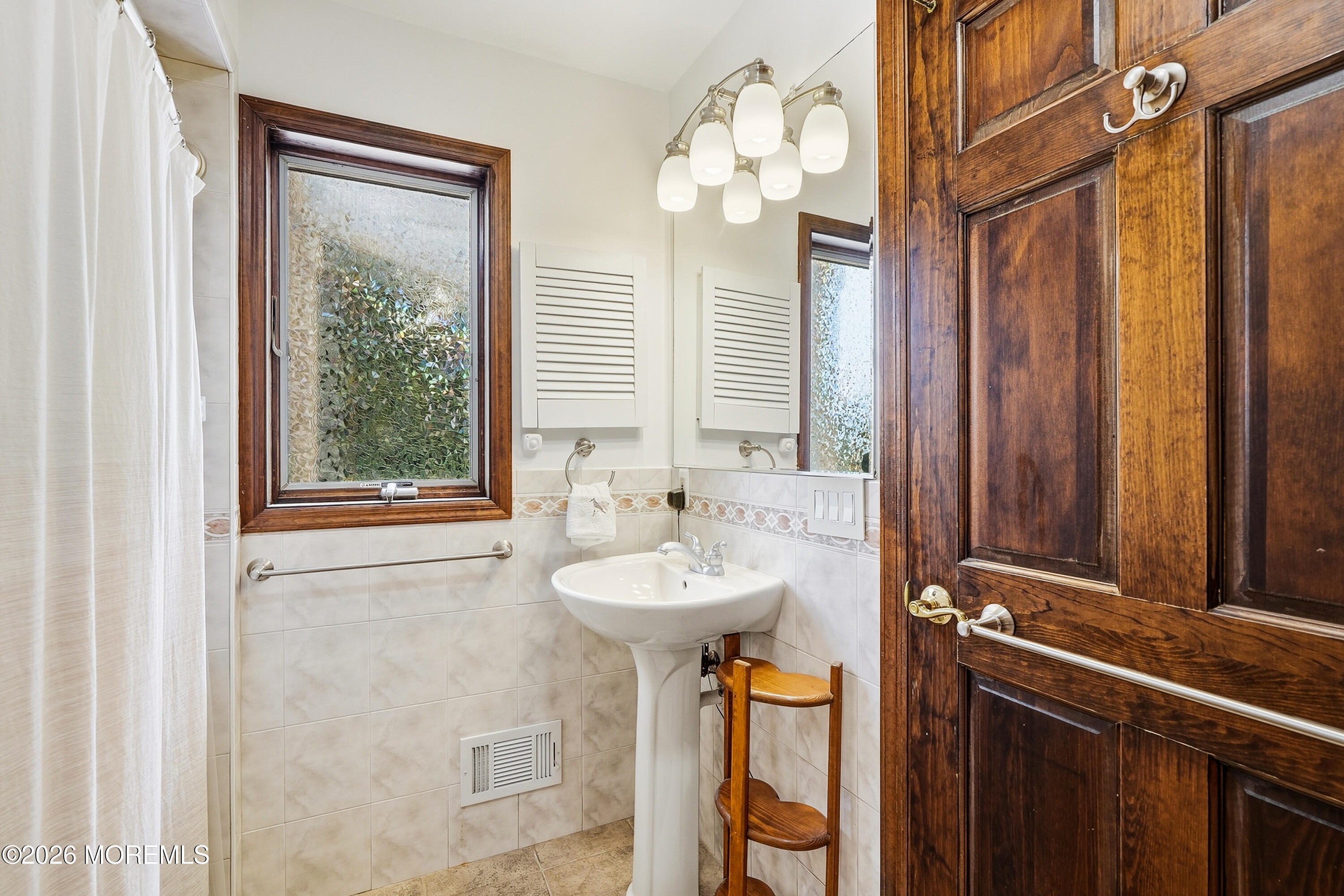 11 Raven Road Colts Neck NJ 07722