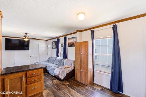 40 Locust Grove Hazlet NJ 07730