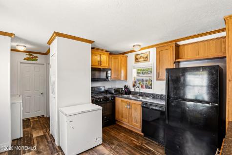 40 Locust Grove Hazlet NJ 07730