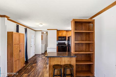 40 Locust Grove Hazlet NJ 07730