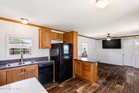 40 Locust Grove Hazlet NJ 07730