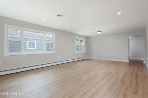 127 San Carlos Street Toms River NJ 08757
