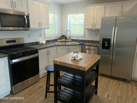 18 Maple Tree Court Manahawkin NJ 08050