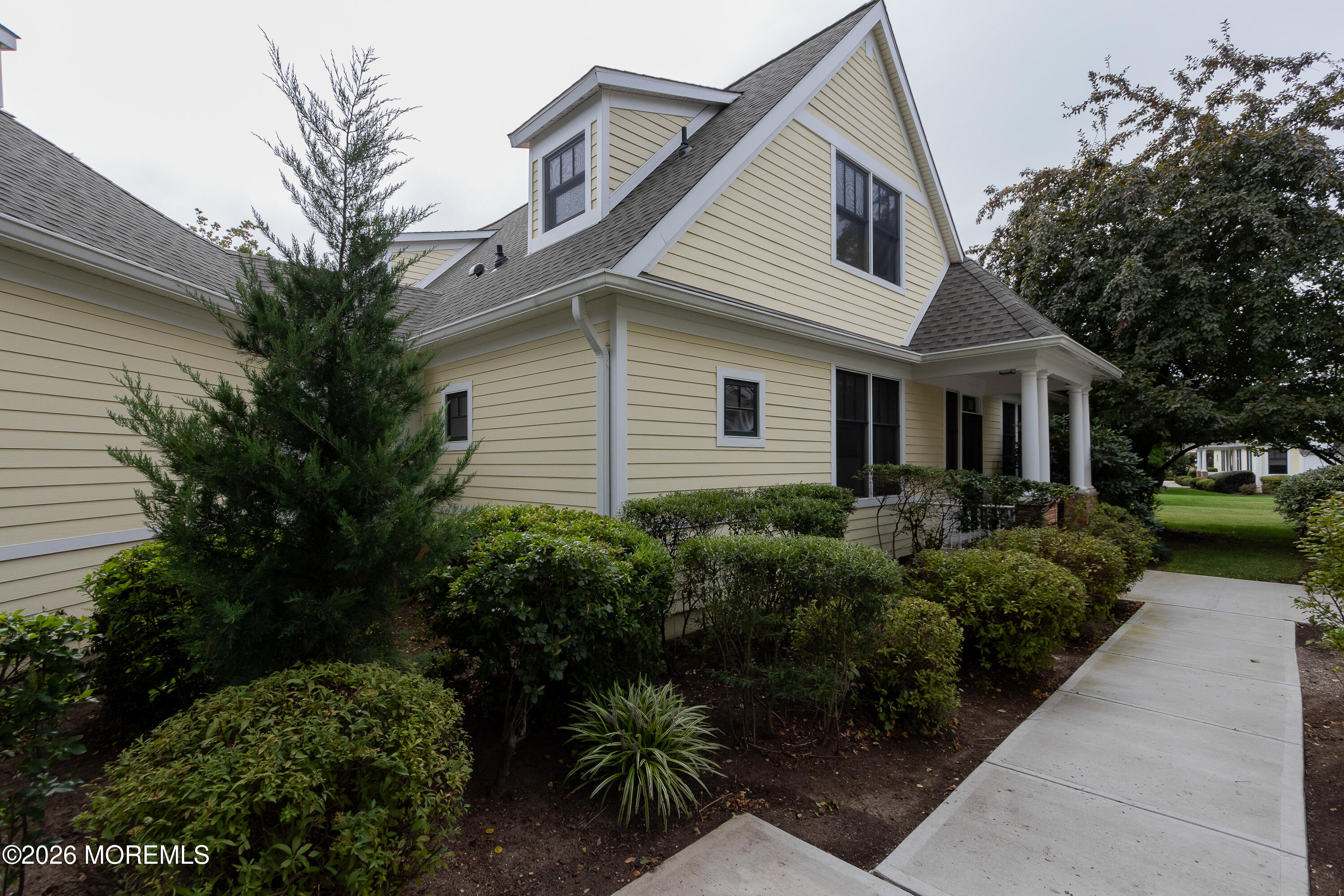 21 Adams Way Shrewsbury Boro NJ 07702