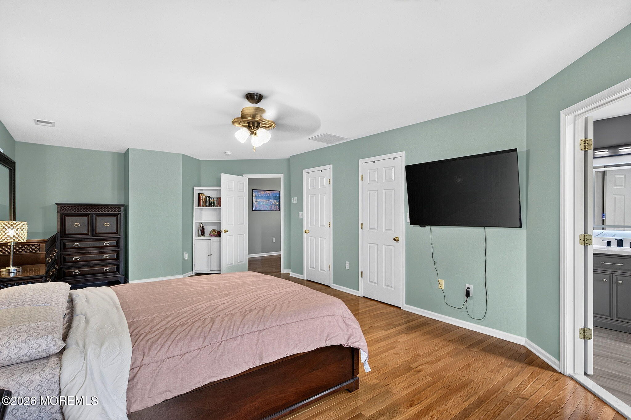 422 Aynsley Court Morganville NJ 07751