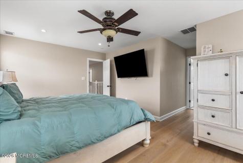 2 Devonshire Drive Hazlet NJ 07730